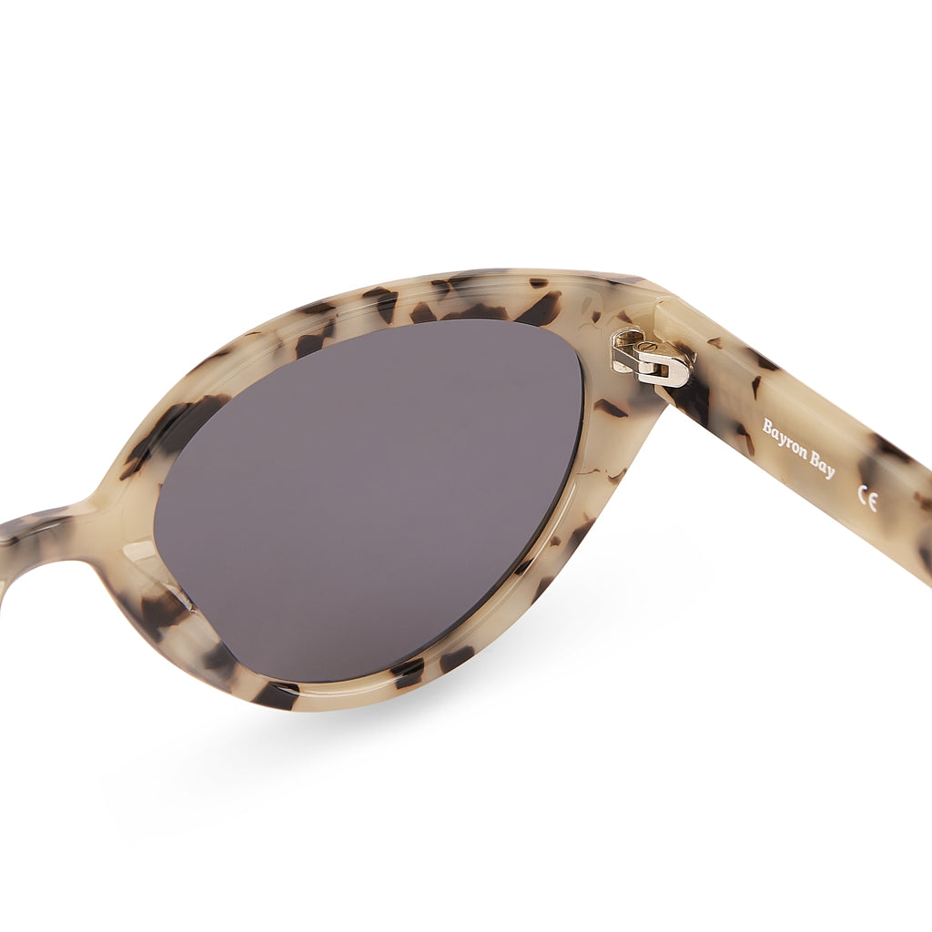 Gafas de sol Margaret Cream Carey